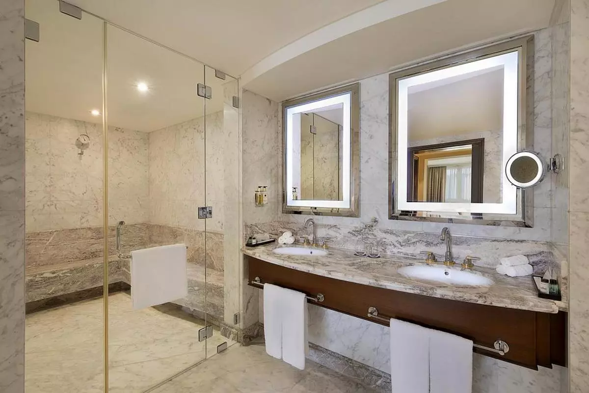 sheraton muscat hotel (Copy).jpg